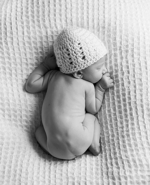 Newborn photographs - 18