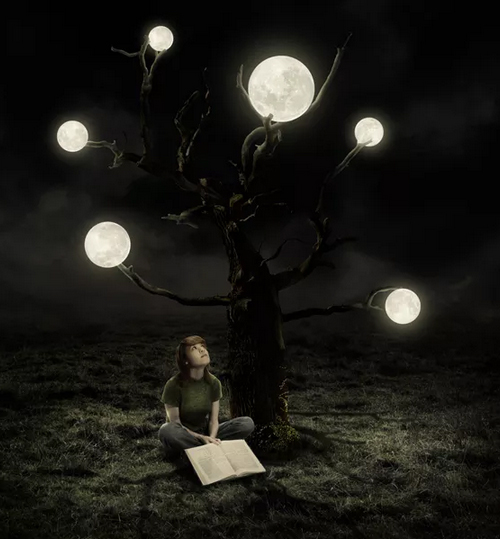 Create a Surreal Artwork of a Tree with Moons in Photoshop
