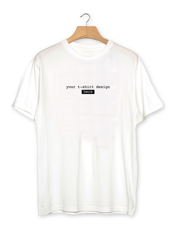 Free Plain White Realistic T-shirt Mockup PSD