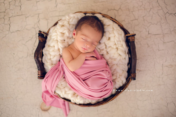 Cute Newborn Baby Photography - 9