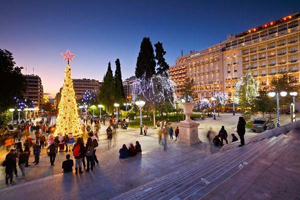 Christmas in World's Most Beautiful Cities - 19